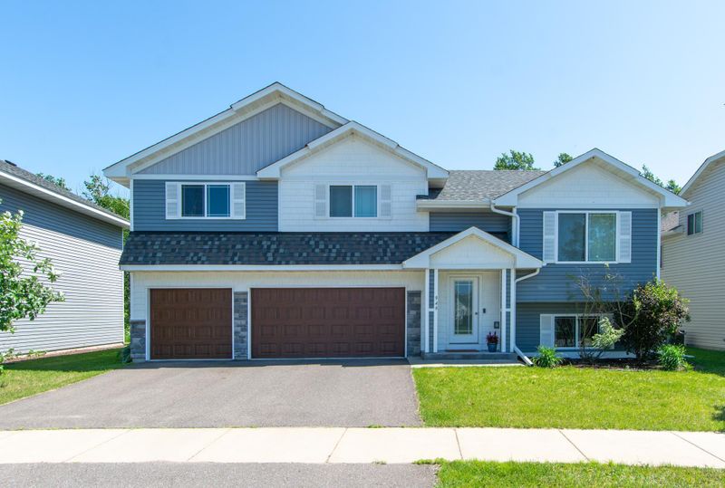 949 Holton Ave, Brainerd, MN 56401