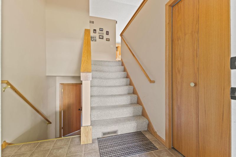 716 Park Brook Rd NW, Isanti, MN 55040