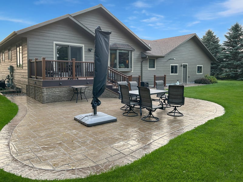 2207 N Tamarack Dr, Slayton, MN 56172