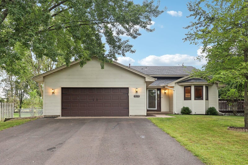 18216 Yancy St NE, East Bethel, MN 55092