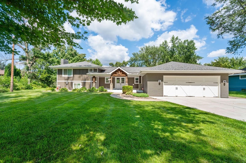 535 W River Pw, Champlin, MN 55316