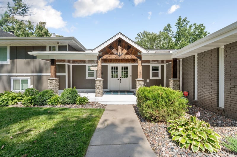 535 W River Pw, Champlin, MN 55316