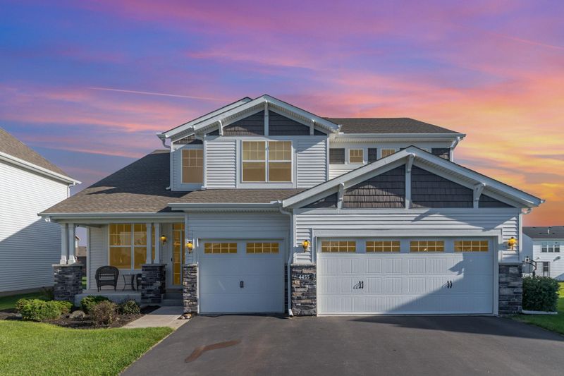 4455 Benjamin Ct, Woodbury, MN 55129