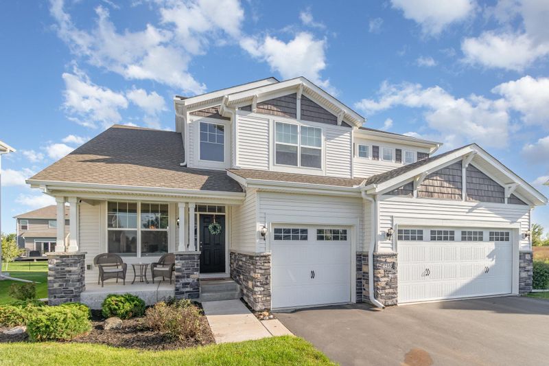 4455 Benjamin Ct, Woodbury, MN 55129