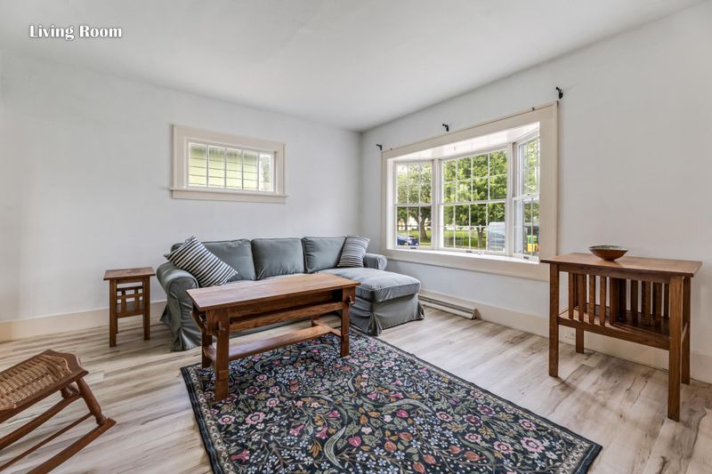 749 W 4th St, Winona, MN 55987