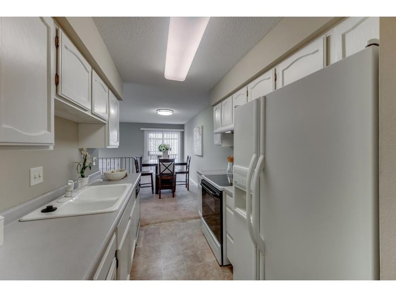 1806 Orchard Ln, Long Lake, MN 55356