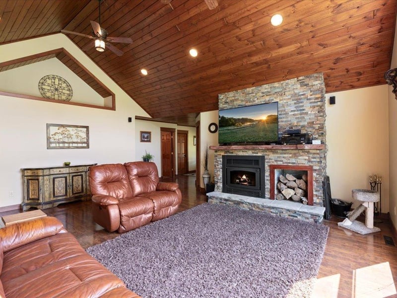 1572 44th St SW, Pine River, MN 56474