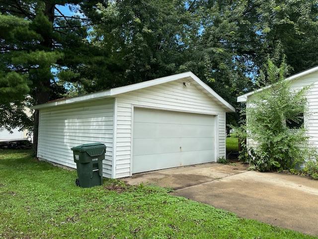 431 Central Ave S, Brooten, MN 56316
