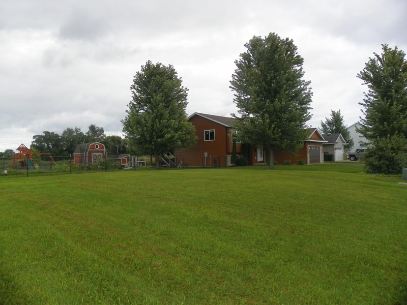 130 Shire Rd N, Watkins, MN 55389