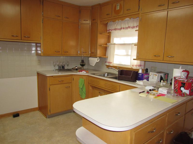 902 11th St S, Saint James, MN 56081