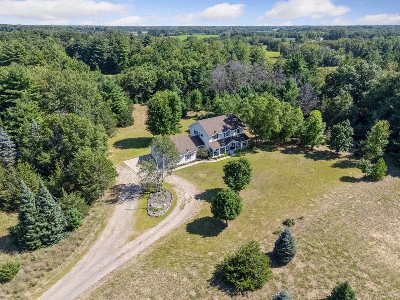30653 Ivywood Trl, Stacy, MN 55079