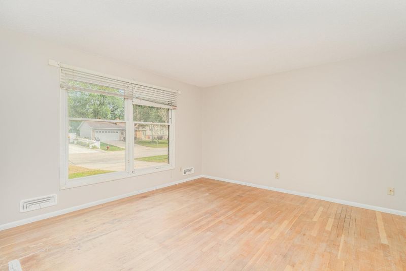 8433 79th St S, Cottage Grove, MN 55016