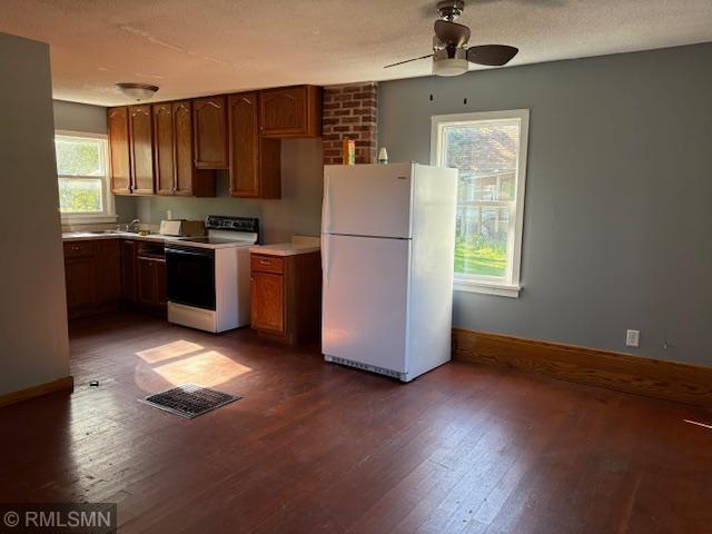 454 Lake St S, Long Prairie, MN 56347