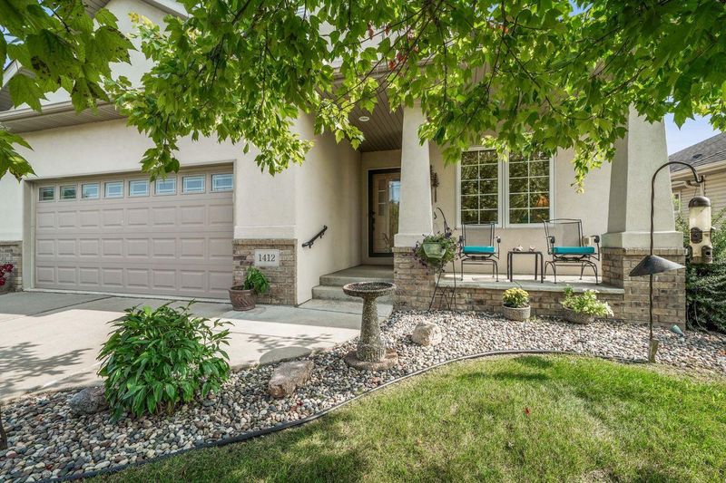 1412 Beachcomber Blvd, Waconia, MN 55387