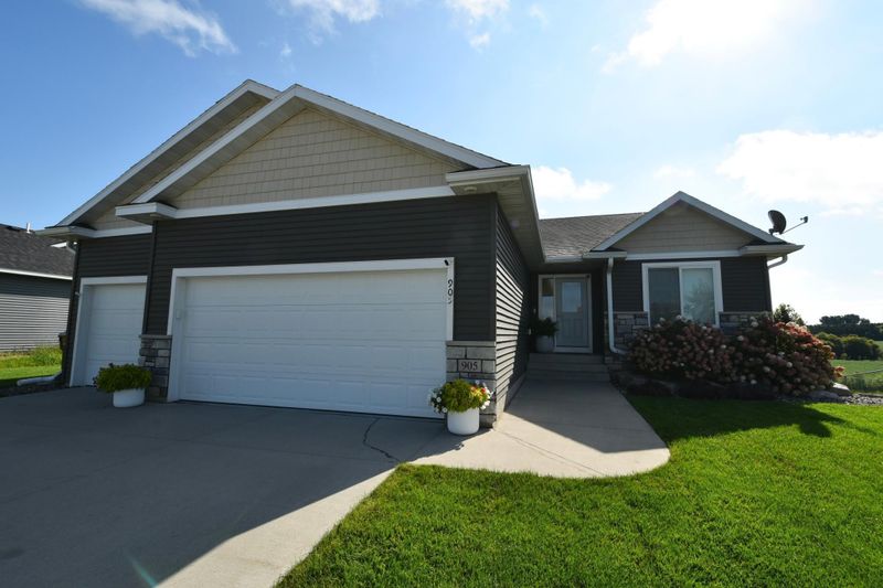 905 7th Ave, Wanamingo, MN 55983