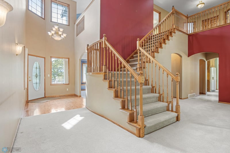 433 Kroshus Dr, Dilworth, MN 56529
