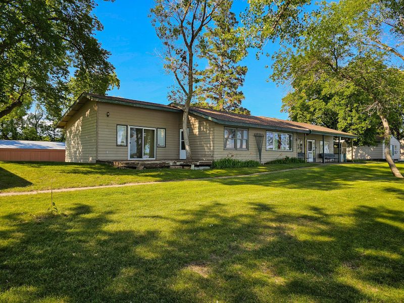 34654 Big Mcdonald Ln, Dent, MN 56528