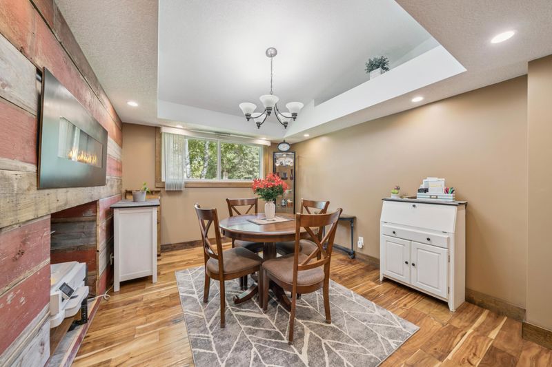 516 Gerald St, Osceola, WI 54020