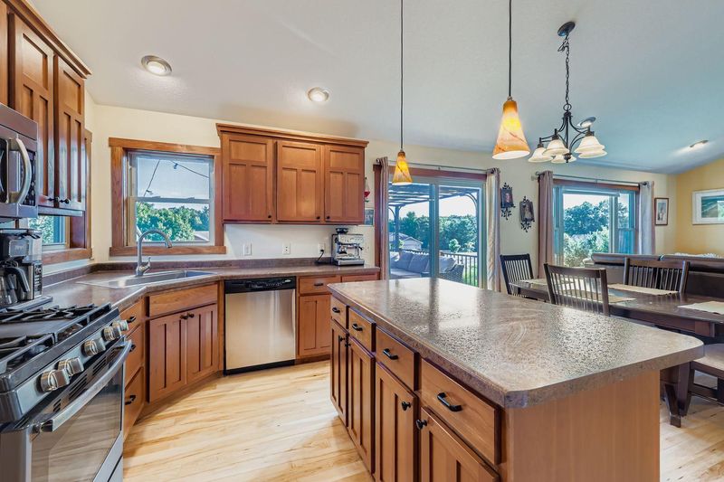 248 Smith Cir, River Falls, WI 54022