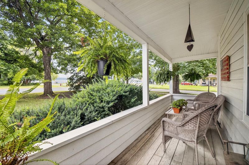 127 Bench St SW, Chatfield, MN 55923