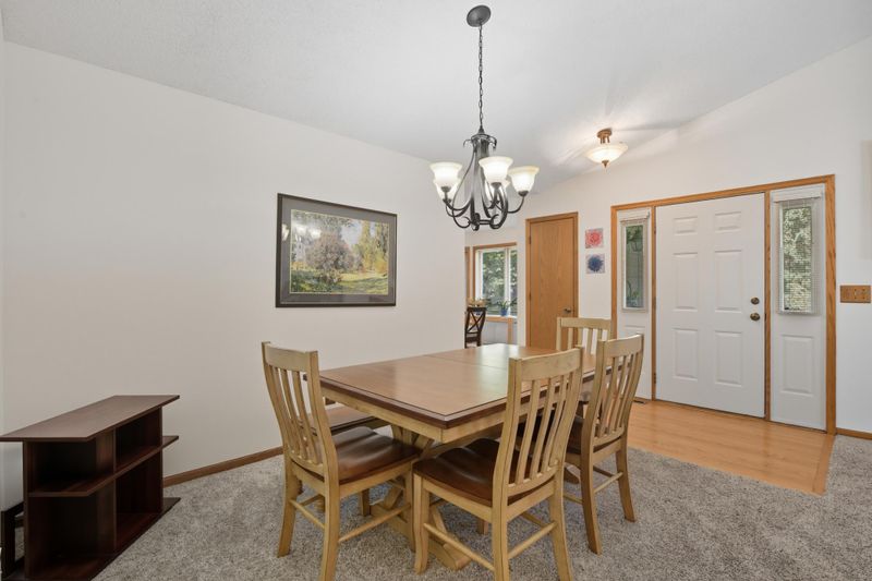 14659 Sherwood Pl, Burnsville, MN 55306