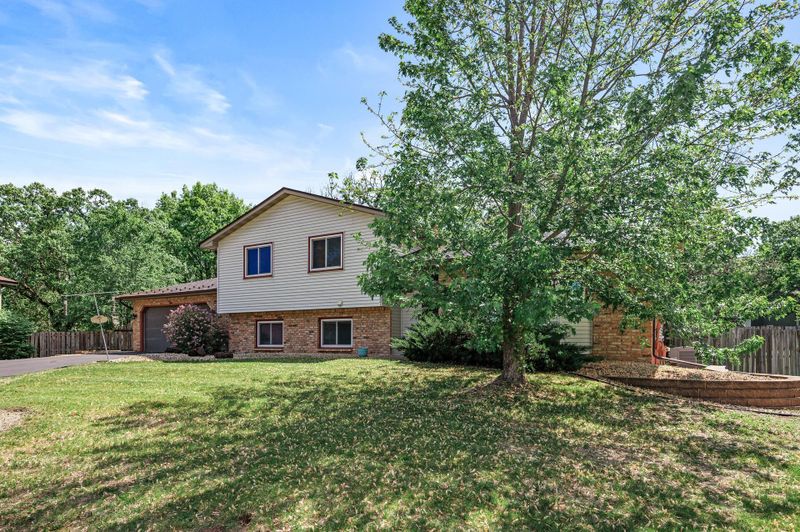 12221 Larch Cir NW, Coon Rapids, MN 55448