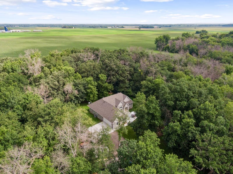 9570 188th St, Belle Plaine, MN 56011