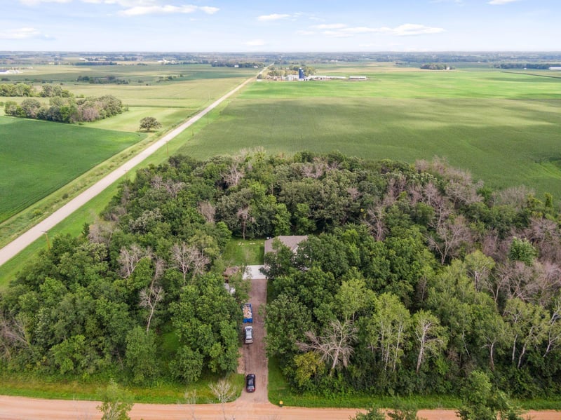 9570 188th St, Belle Plaine, MN 56011