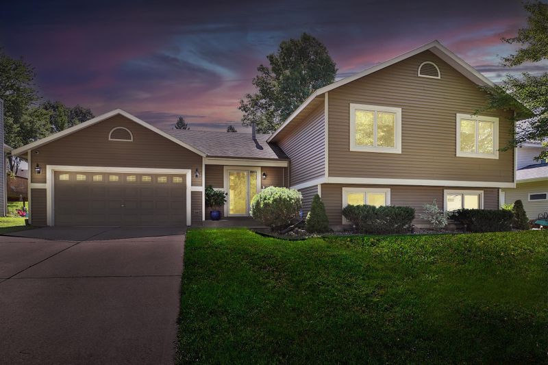 5806 44th Ave NW, Rochester, MN 55901