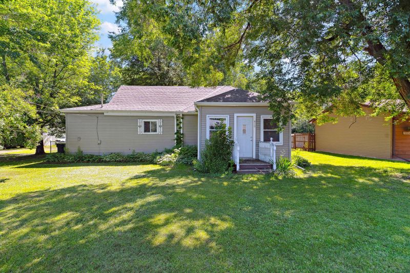 410 10th St NW, Pine City, MN 55063