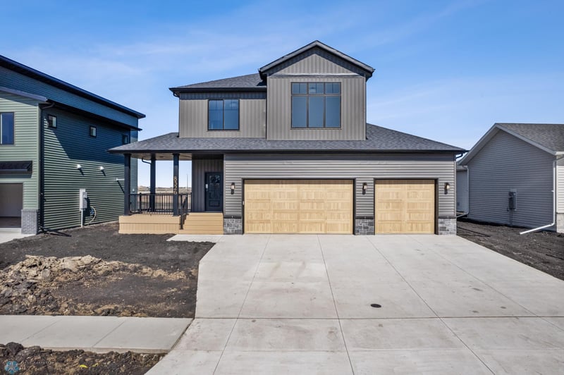 4700 Hampton Loop S, Moorhead, MN 56560