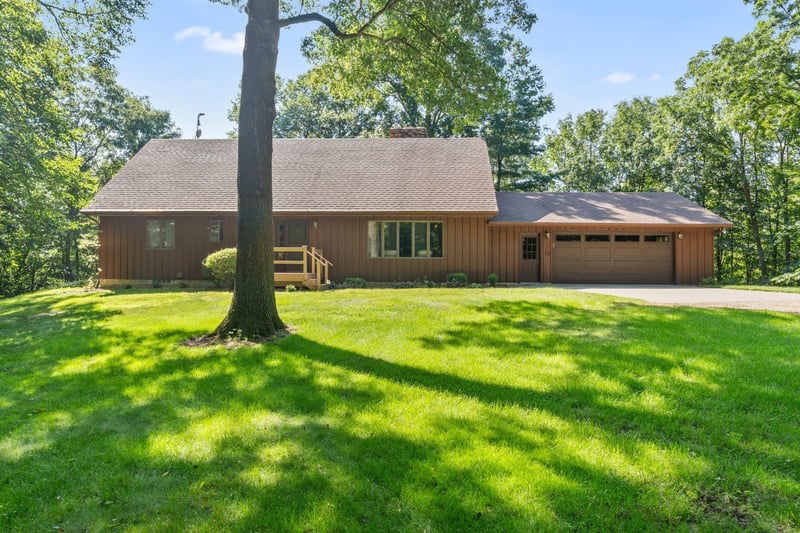 7252 River Heights Ct NW, Oronoco, MN 55960