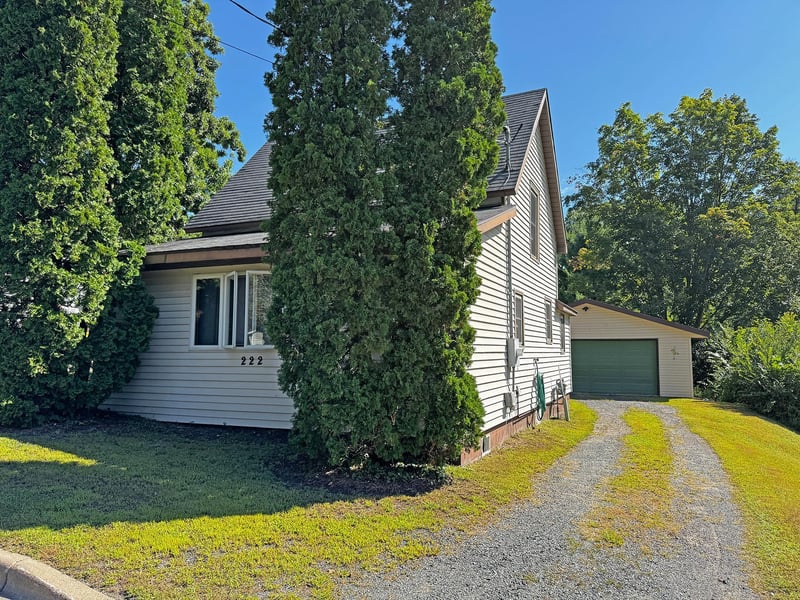 222 East Ave S, Dresser, WI 54009