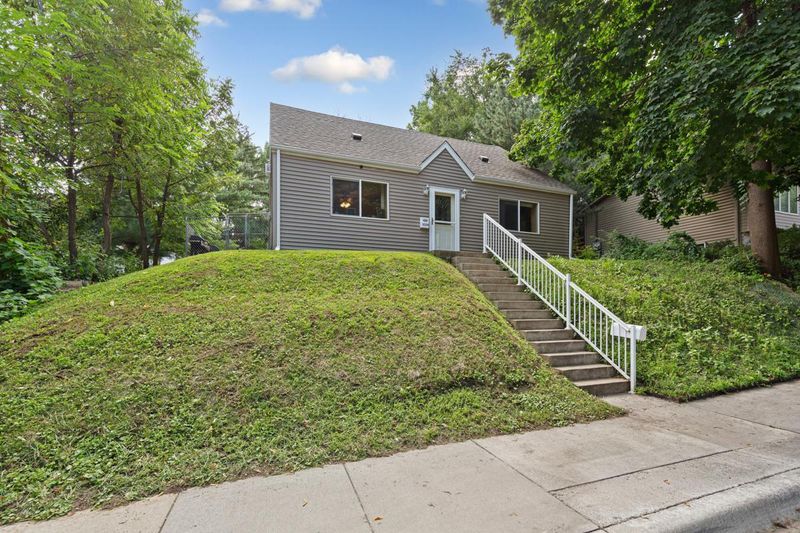 1029 Putnam Ave, Red Wing, MN 55066