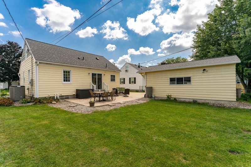 405 18 1/2 Ave SW, Rochester, MN 55902