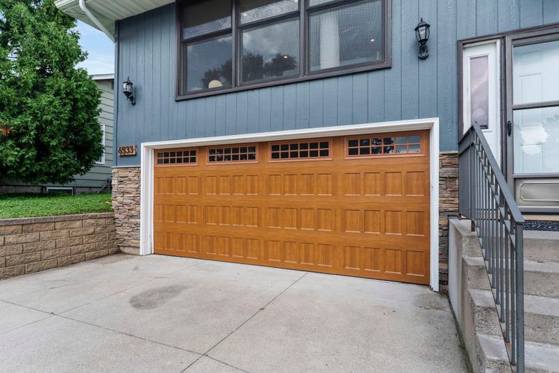 6533 Thomas Ave S, Richfield, MN 55423