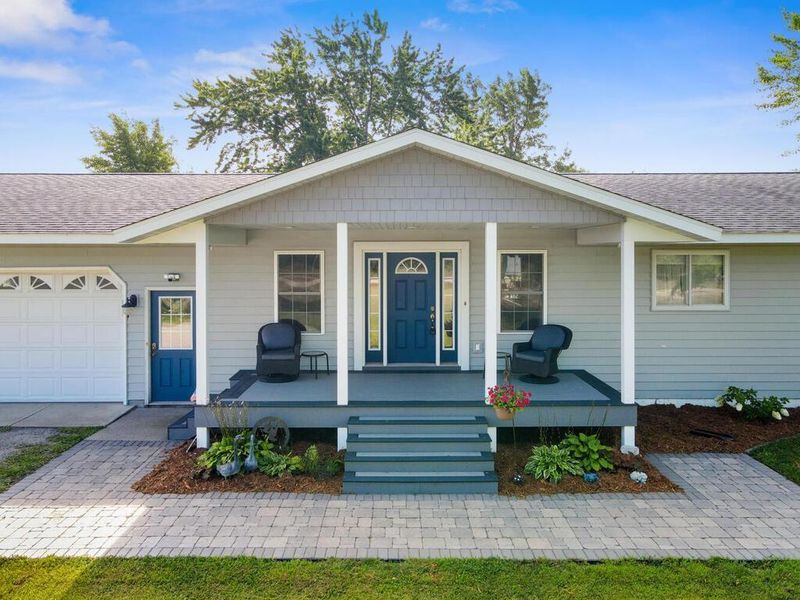 15605 28th Ave, South Haven, MN 55382