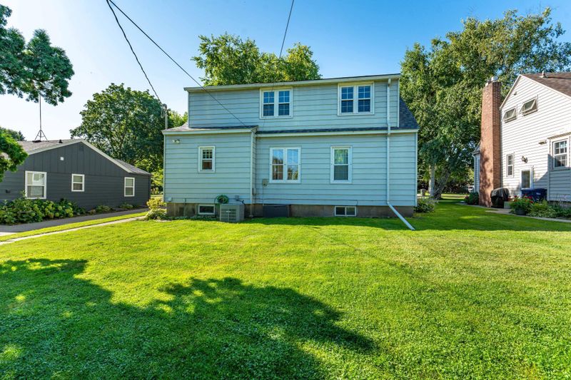 612 W Vasa Ave, Fergus Falls, MN 56537