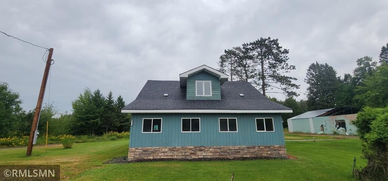 4914 Independence Rd, Saginaw, MN 55779