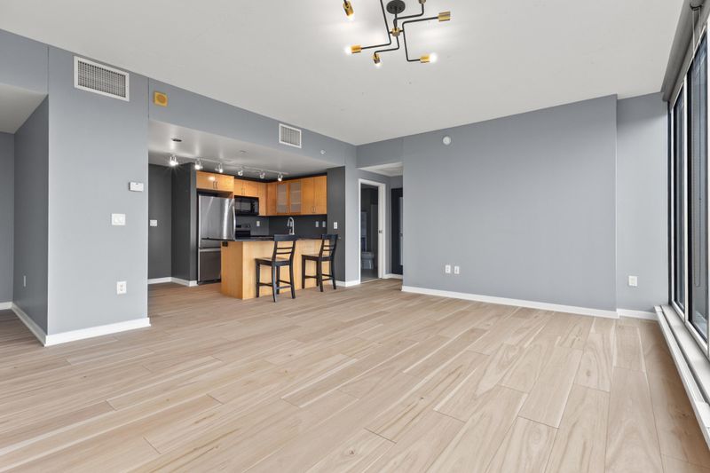 8151 33rd Ave S #607, Bloomington, MN 55425