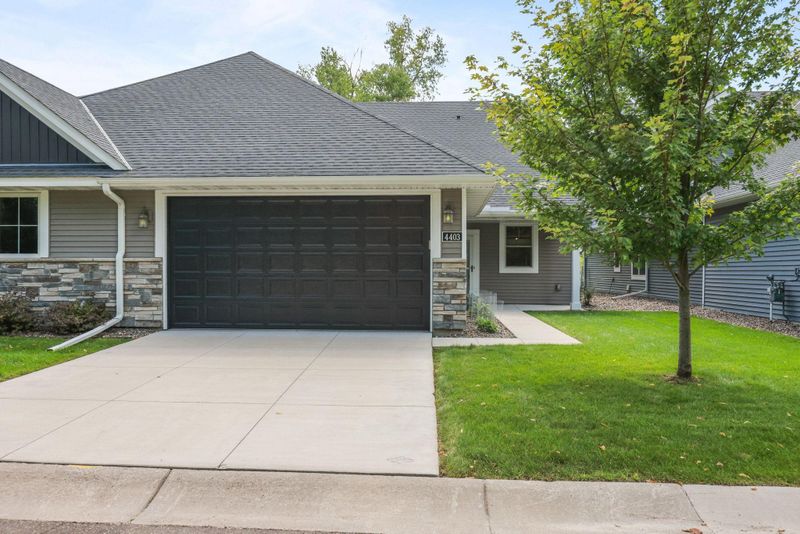 4403 150th St N, Hugo, MN 55038