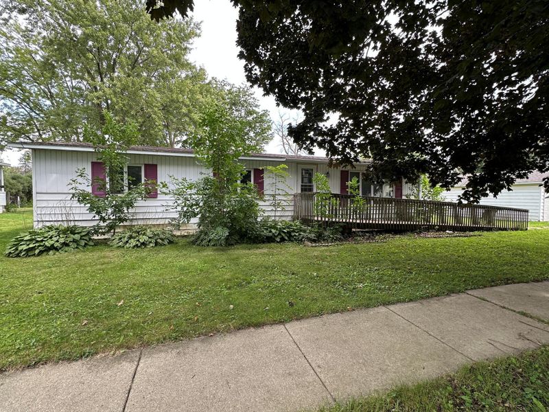 529 N Huron Ave, Spring Valley, MN 55975
