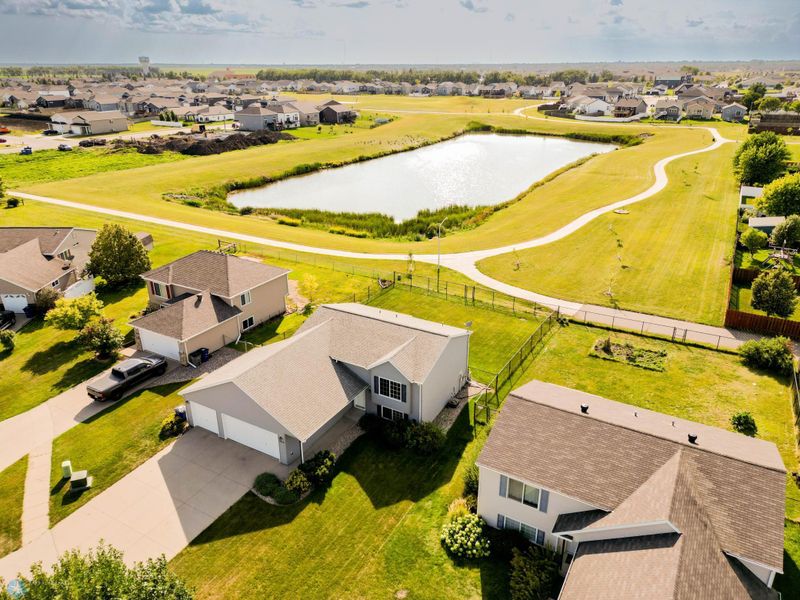 3115 34th St S, Moorhead, MN 56560