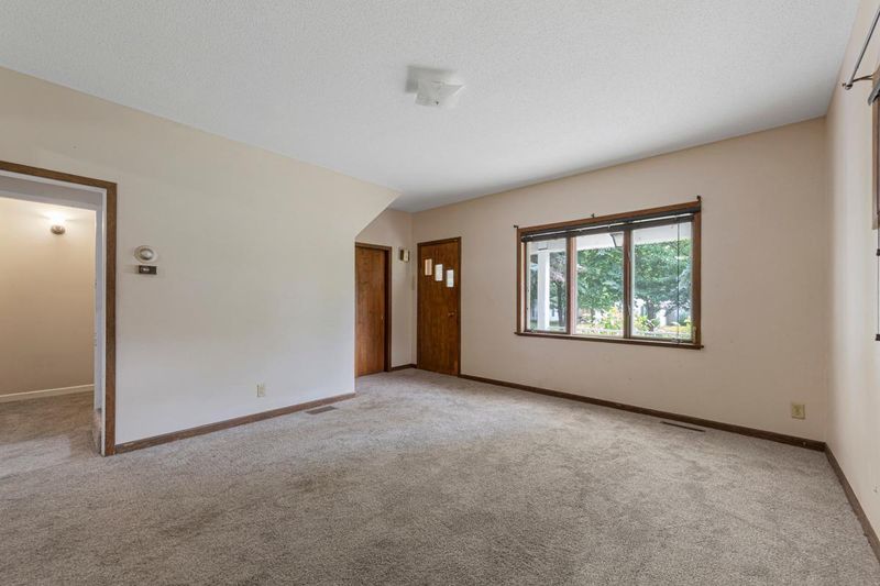 808 S 5th St, Saint Peter, MN 56082