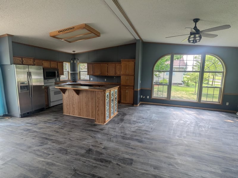 204 6th St W, Carlos, MN 56319