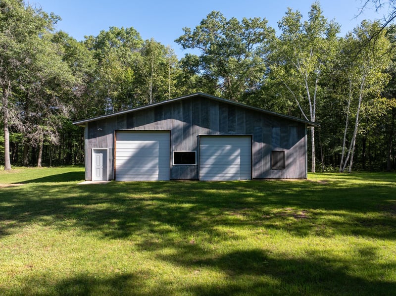 N6294 County Line Rd, Spooner, WI 54801