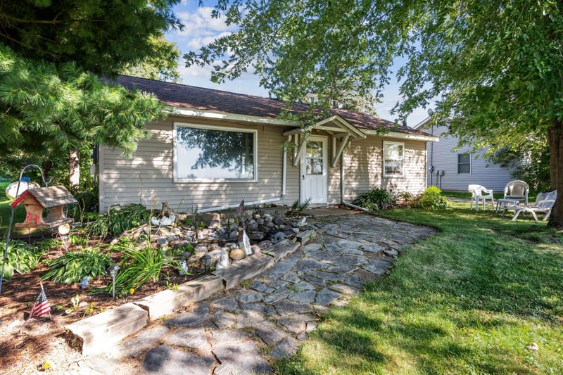2476 240th St #A, Cushing, WI 54006