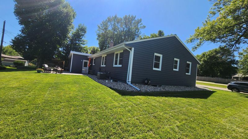 1001 8th Ave SW, Pipestone, MN 56164