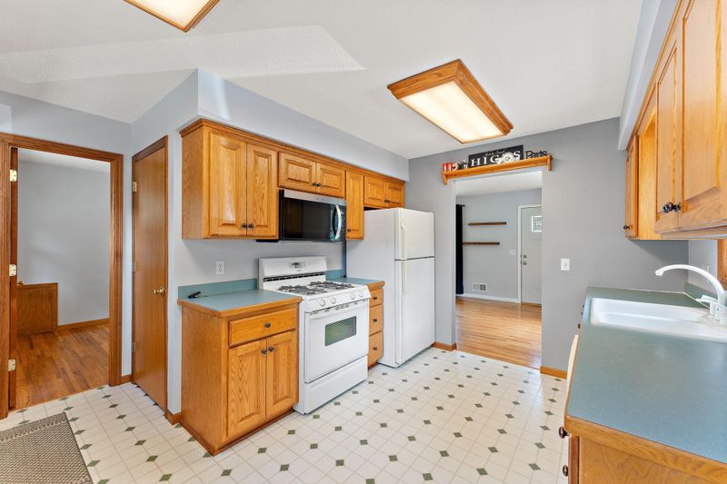 5061 Long Lake Rd, Mounds View, MN 55112