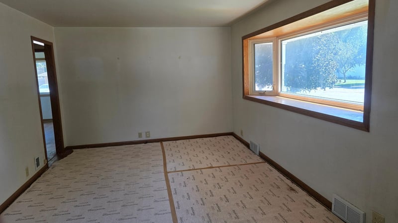 151 Chestnut St E, Trimont, MN 56176